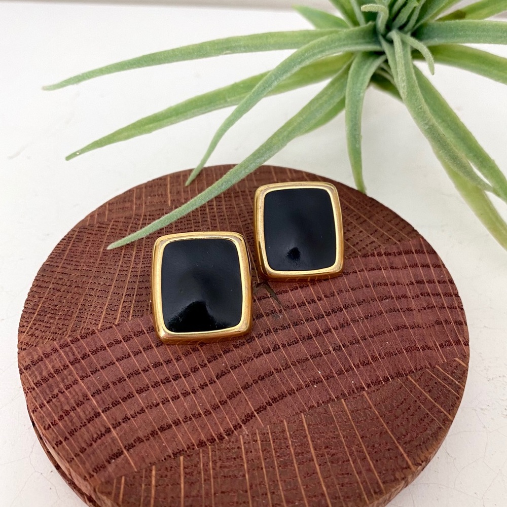 Trending Vintage Black & Gold Square Post Earrings